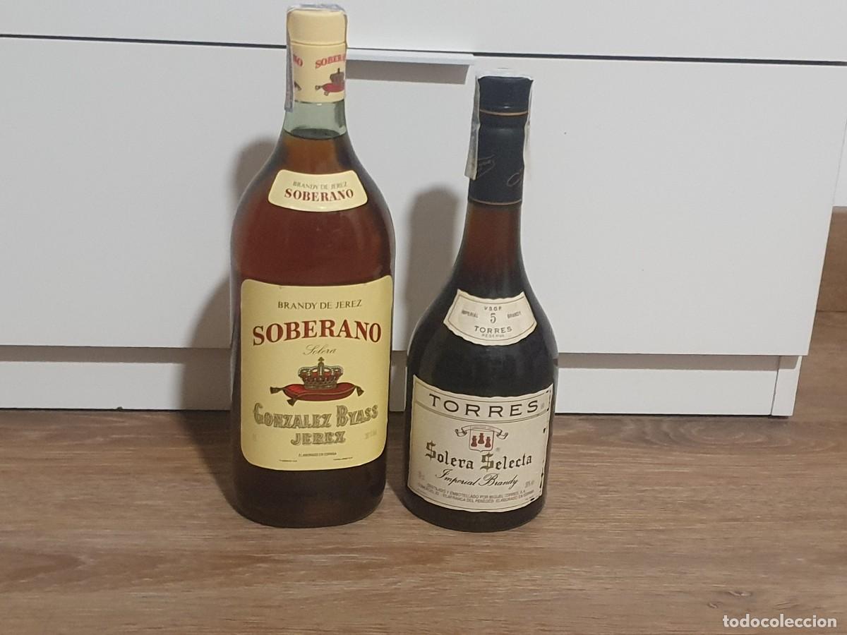 Coleccionismo: 2 botellas de brandy Soberano y Torres 5 - a&ntilde;os 90 - sin abrir