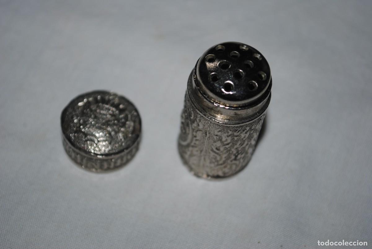 Coleccionismo: SALERO METALICO PLATEADO - Foto 2