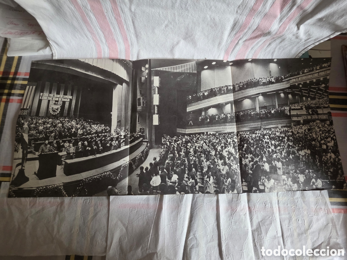 Coleccionismo: TR&Iacute;PTICO FOTOGR&Aacute;FICO DEL XIII CONGRESO DE LA CTC / Cuba 1973