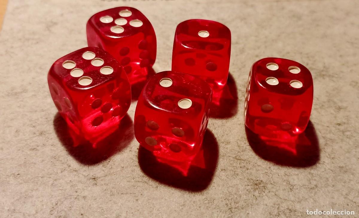 Coleccionismo: 5 DADOS DE JUEGO ROJOS