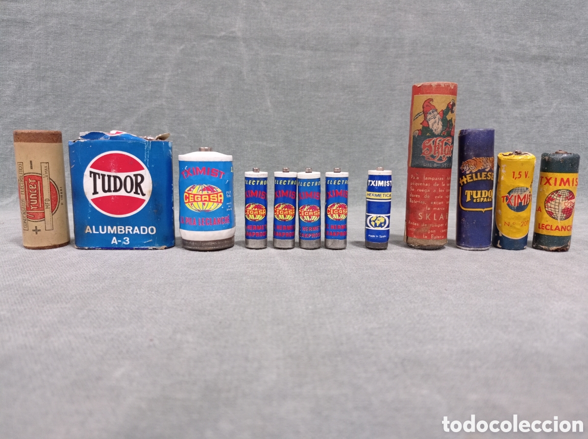 Coleccionismo: PILA ANTIGUA - LOTE DE 11 - TUDOR - TXIMIST - SKLAR - DE REGALO UN CONDENSADOR FRUNCER