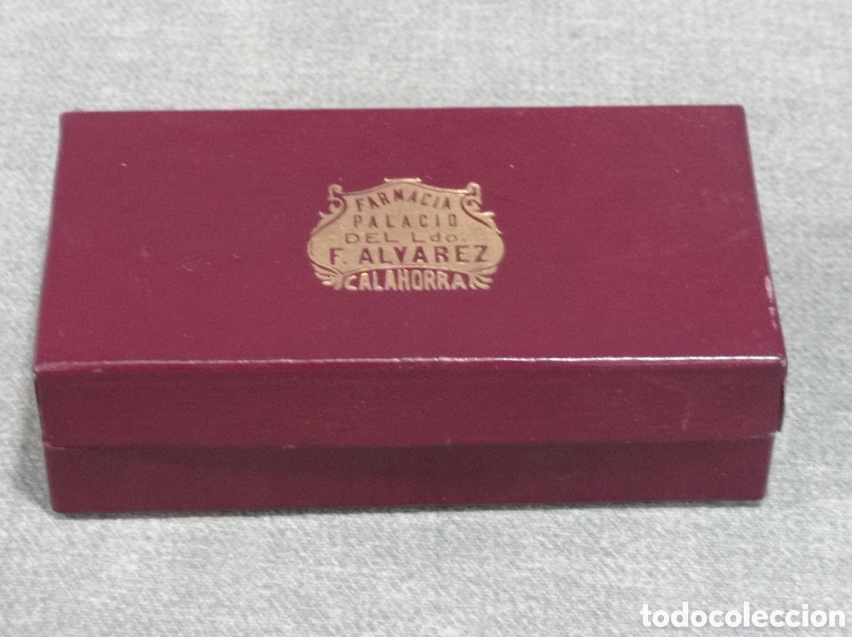 Coleccionismo: CAJITA DE FARMACIA PALACIO - LICENCIADO F. &Aacute;LVAREZ - CALAHORRA