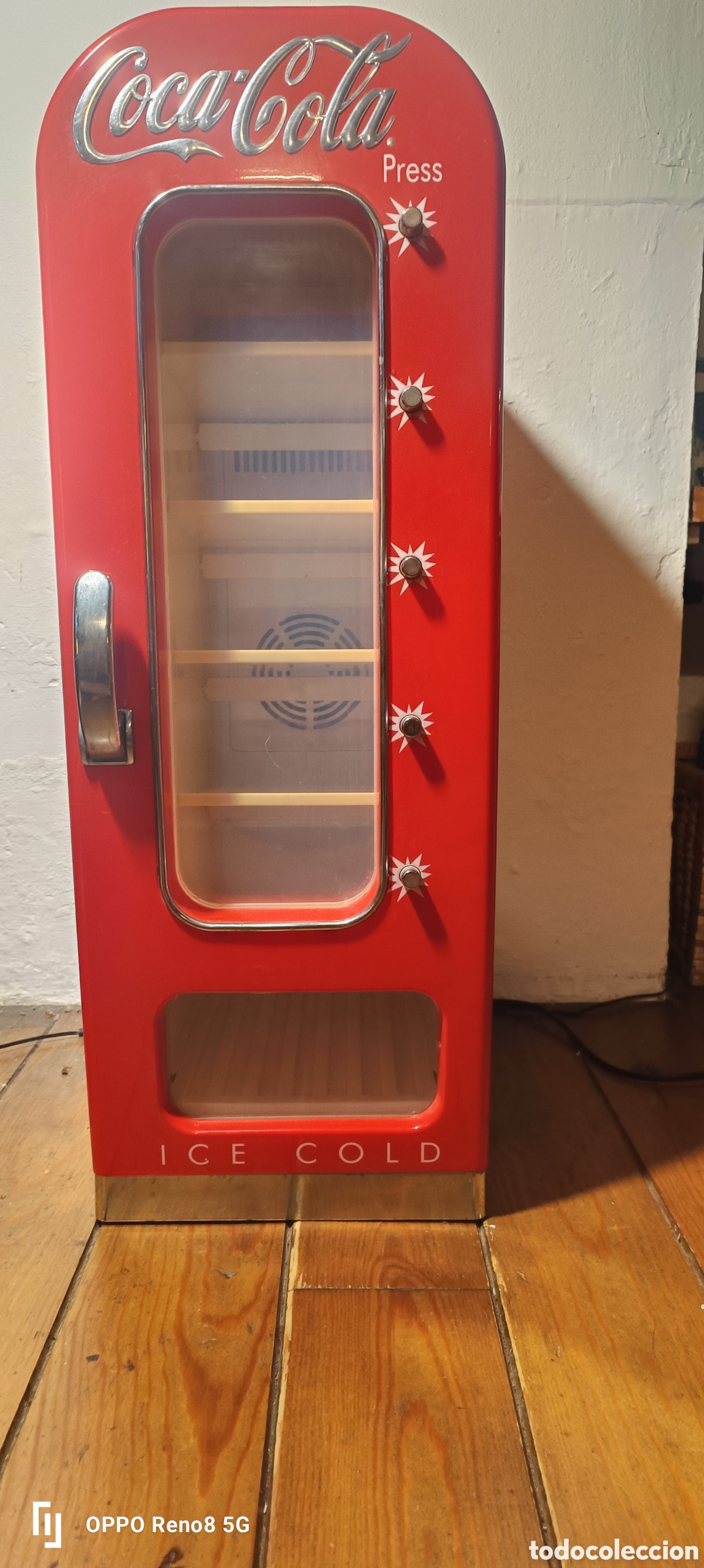 Coleccionismo: Nevera Coca-Cola vintage retro dispensador CVF18-G 65cm - funciona.