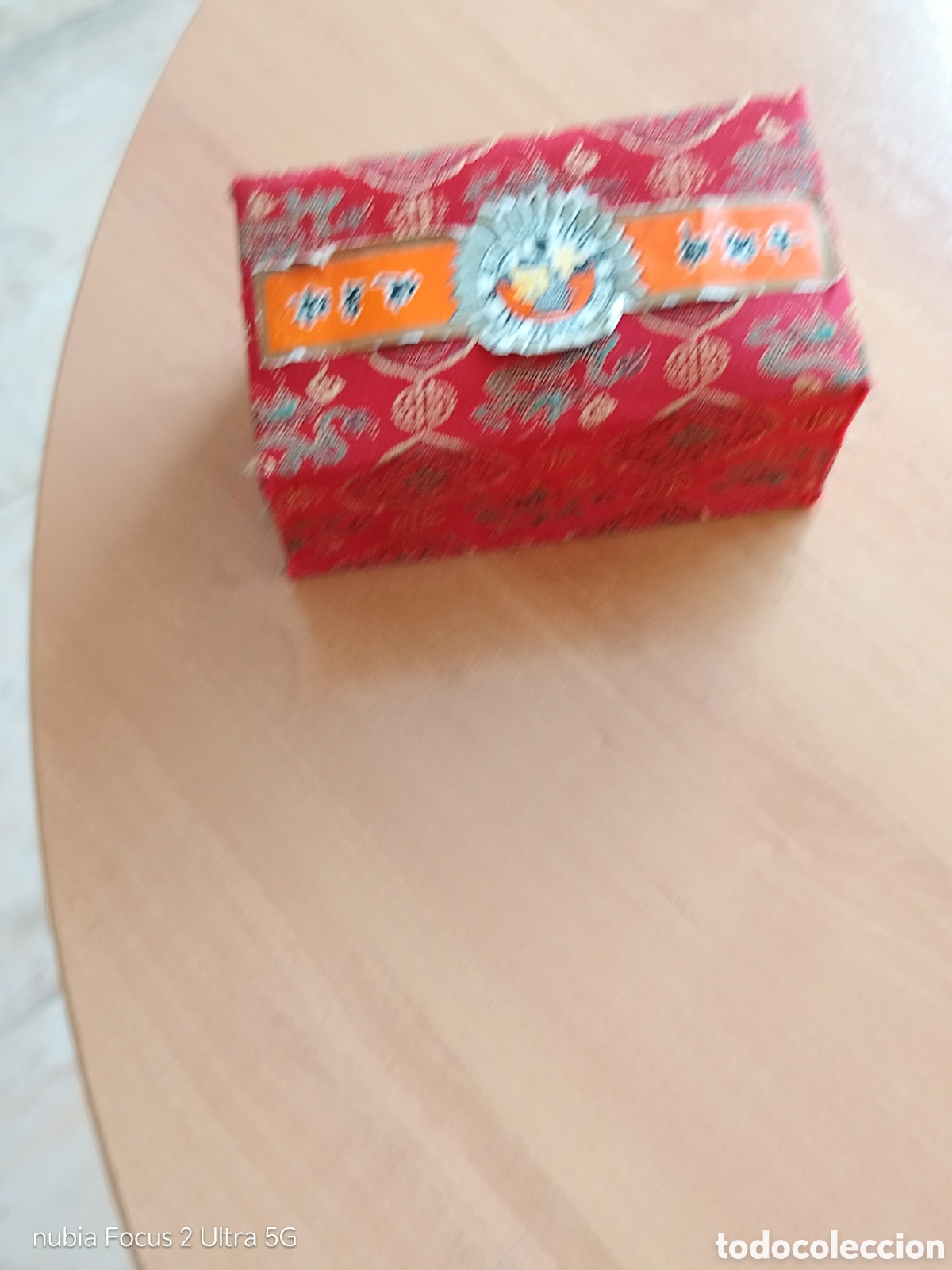 Coleccionismo: Bolas chinas en elegante estuche rojo