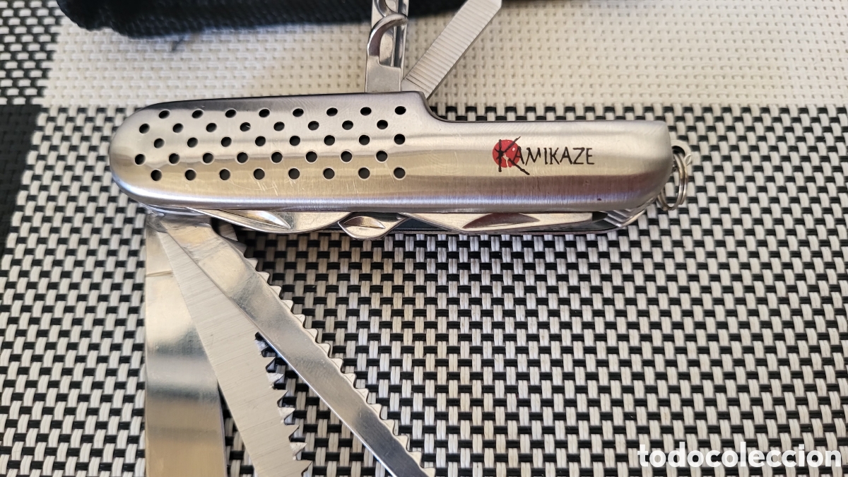 Coleccionismo: Navaja multiusos Kamikaze colecci&oacute;n