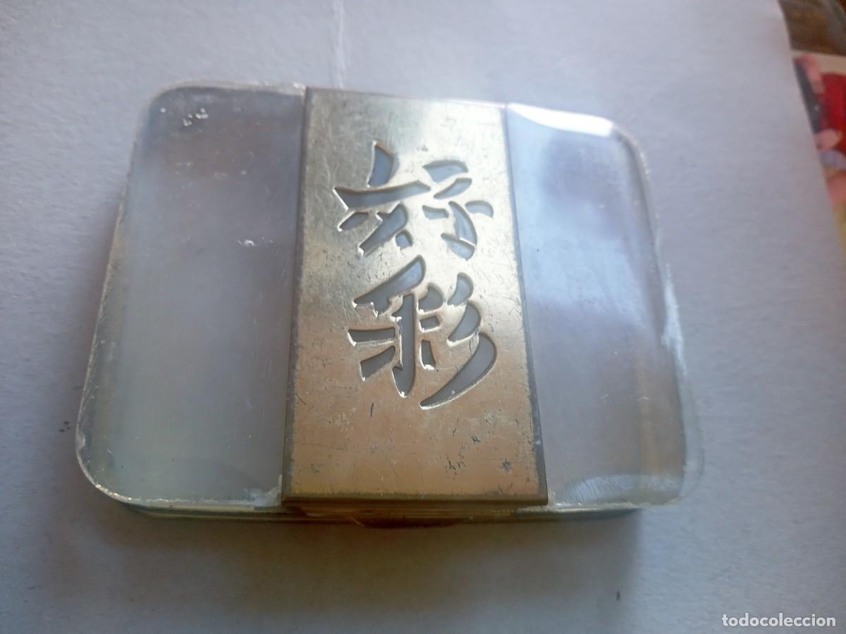 Coleccionismo: BONITA PITILLERA METAL Y METACRILATO ANTIGUA
