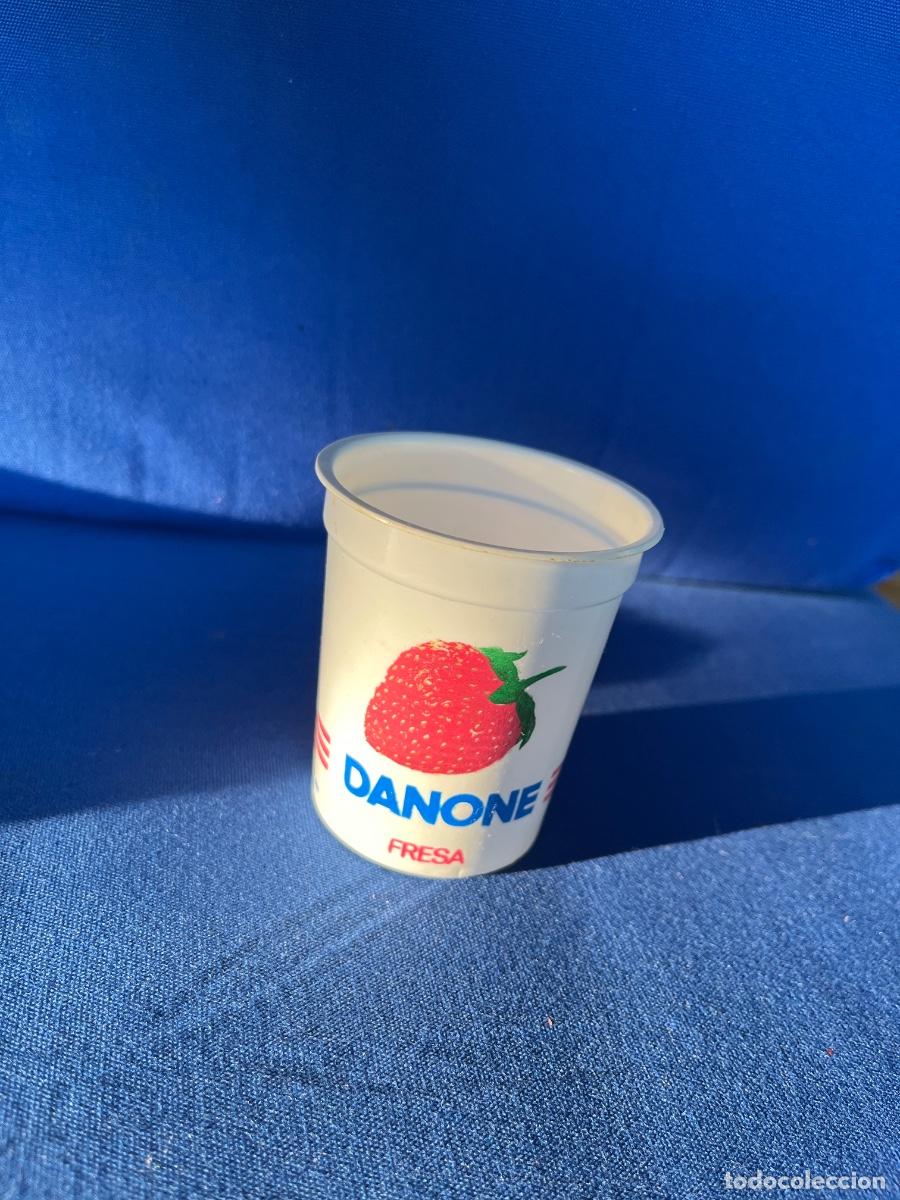 Coleccionismo: Vaso de yogur Danone (fresa) a&ntilde;os 70