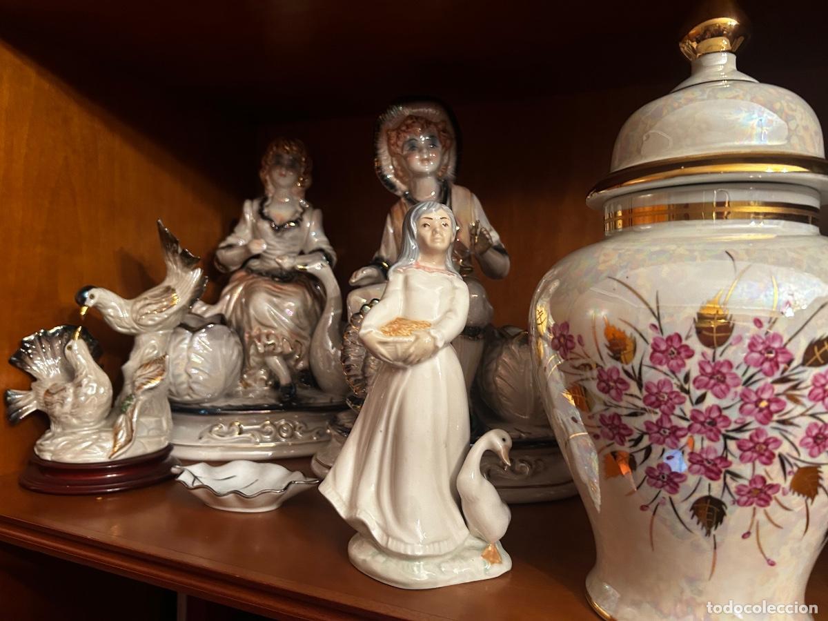 Coleccionismo: Lote de figura de colecci&oacute;n cer&aacute;mica antigua