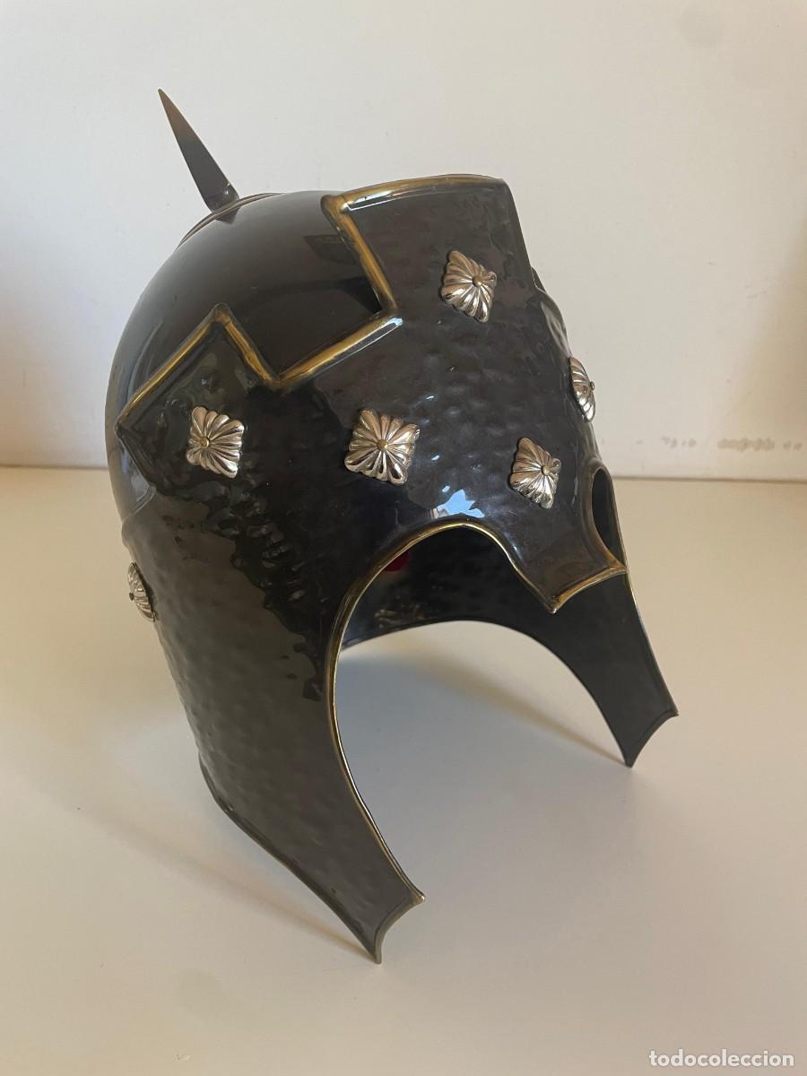 Coleccionismo: Casco original de la Comparsa Cruzados de Ontinyent 2010