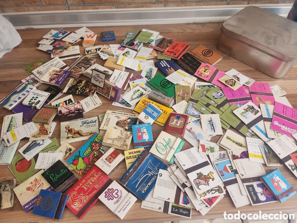 Coleccionismo: Gran lote de cajas de cerillas las de la foto