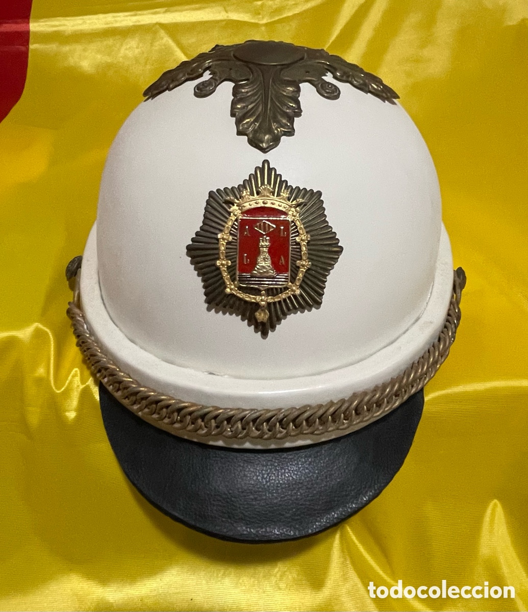 Coleccionismo: Casco antiguo Polic&iacute;a de gala Motorizada
