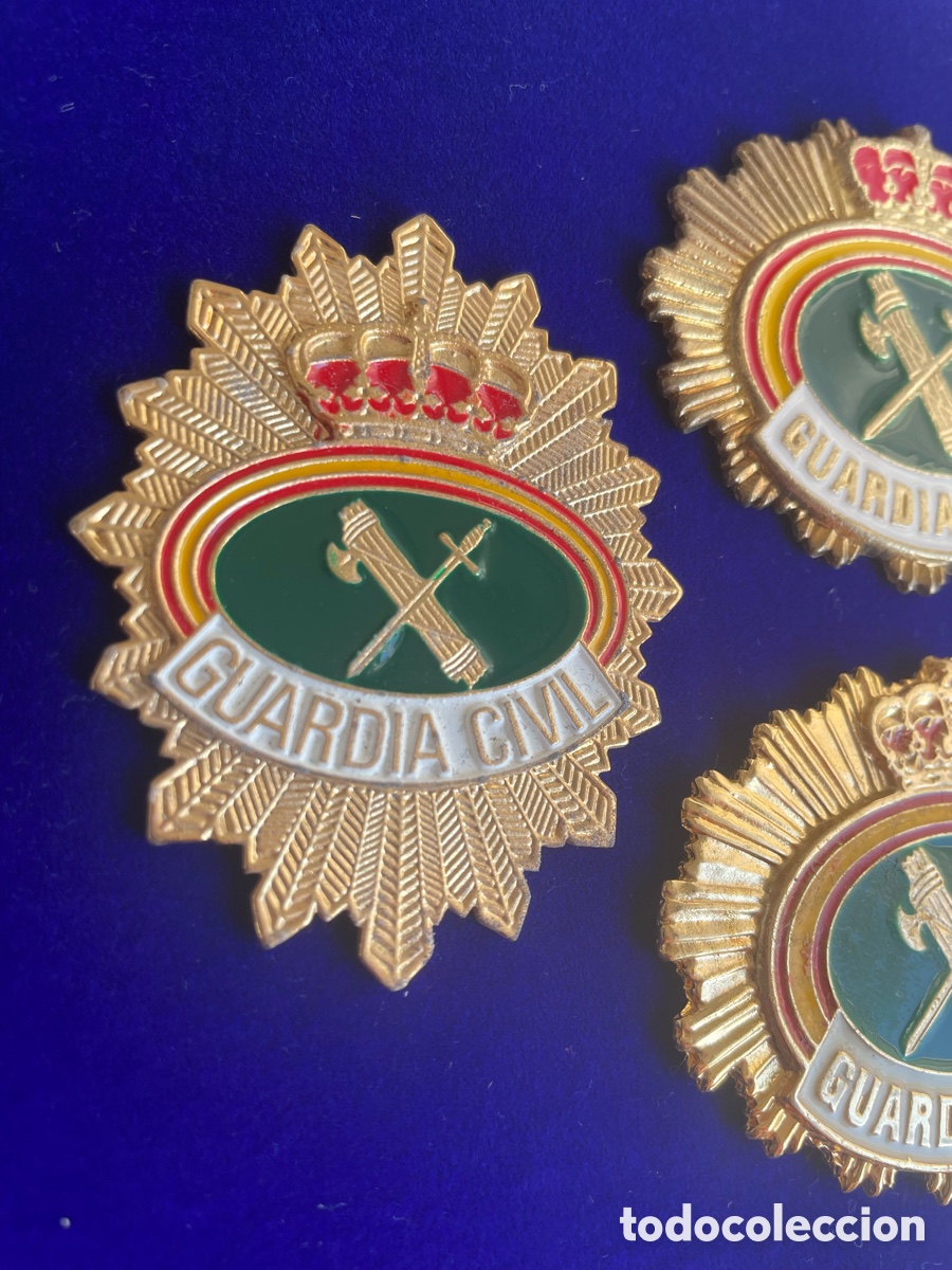 Coleccionismo: Lote insignias Guardia Civil