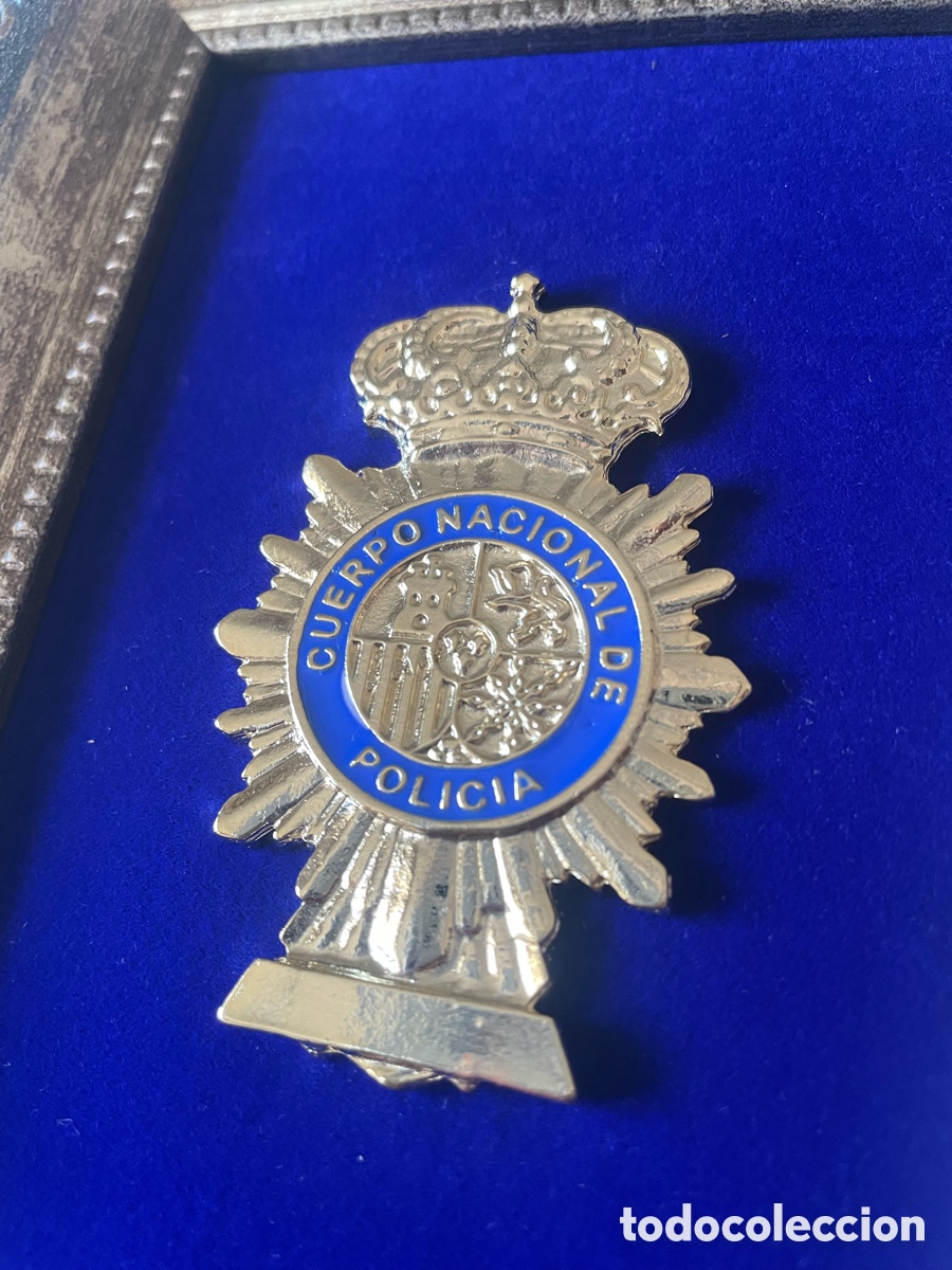 Coleccionismo: Cuadro insignia Polic&iacute;a