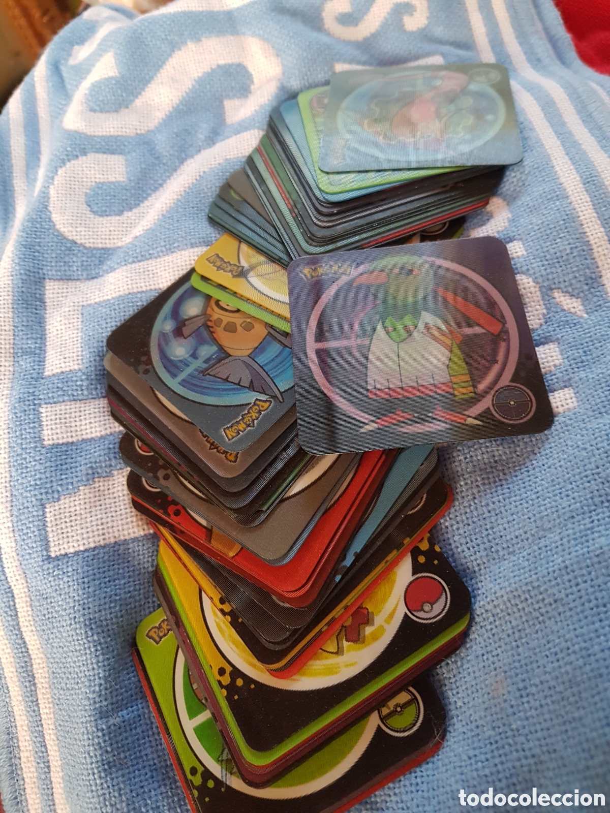 Coleccionismo: LOTE DE 58 TARJETAS HOLOGR&Aacute;FICAS DE POKEMON