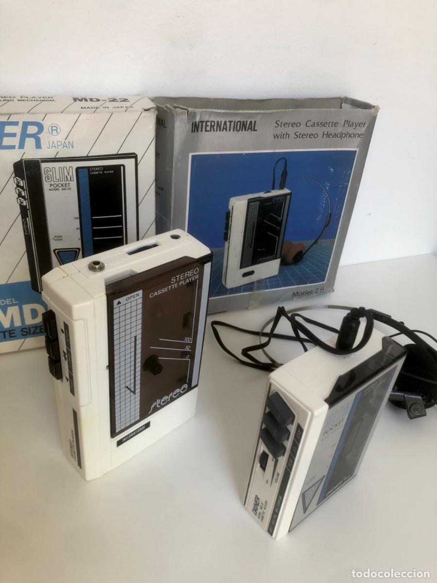 Coleccionismo: Pareja de walkman antiguos cassete