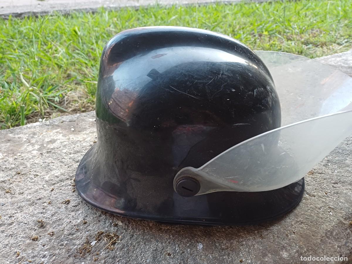 Coleccionismo: Casco de bombero antiguo