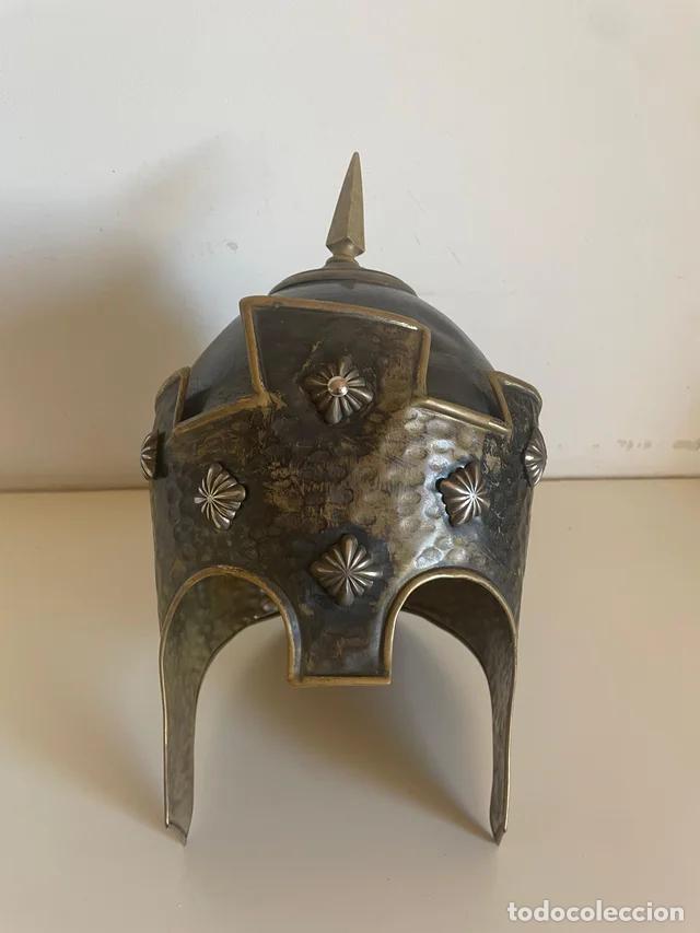 Coleccionismo: Casco original de la Comparsa Cruzados de Ontinyent - mediados 70