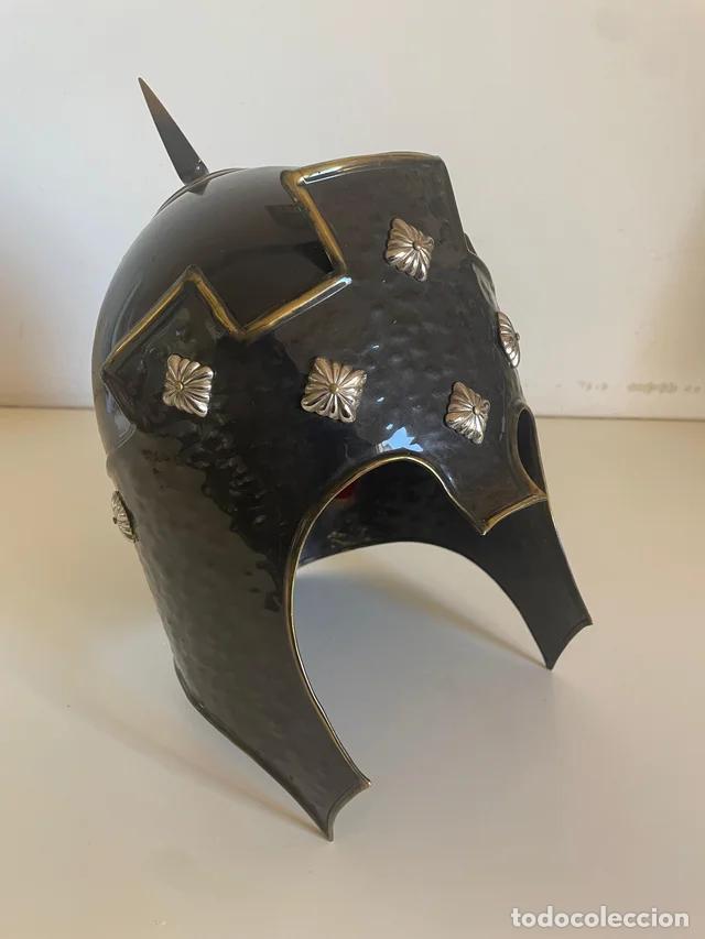 Coleccionismo: Casco original de la Comparsa Cruzados de Ontinyent 2010