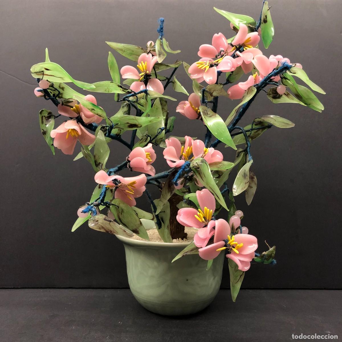 Coleccionismo: PRECIOSA PLANTA HECHA DE CRISTALES DE COLORES - UNA OBRA DE ARTE &Uacute;NICA - RARA PIEZA - 33 X 27 CM