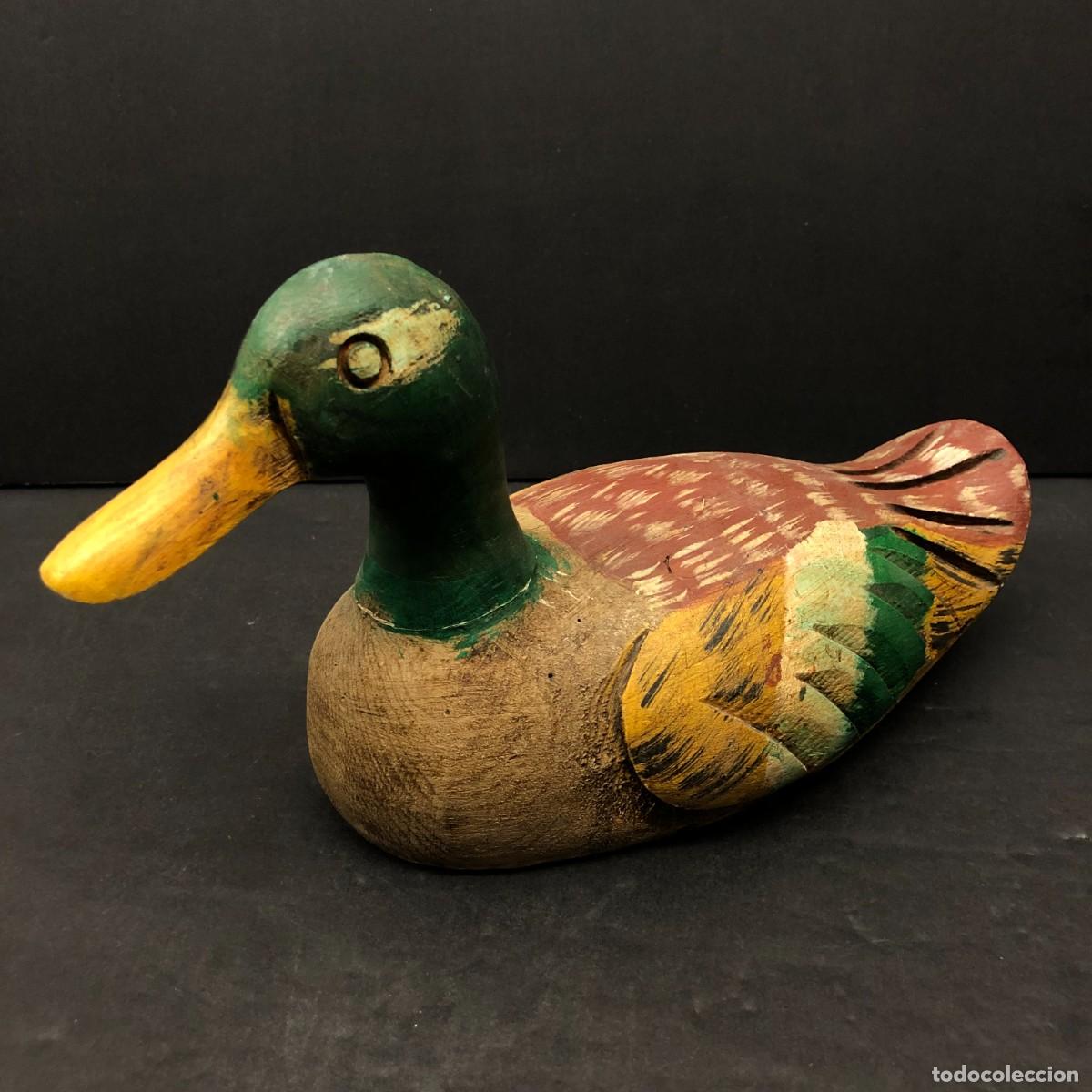 Coleccionismo: PRECIOSO PATO DE MADERA PINTADO A MANO - 27 X 14 CM - RARO