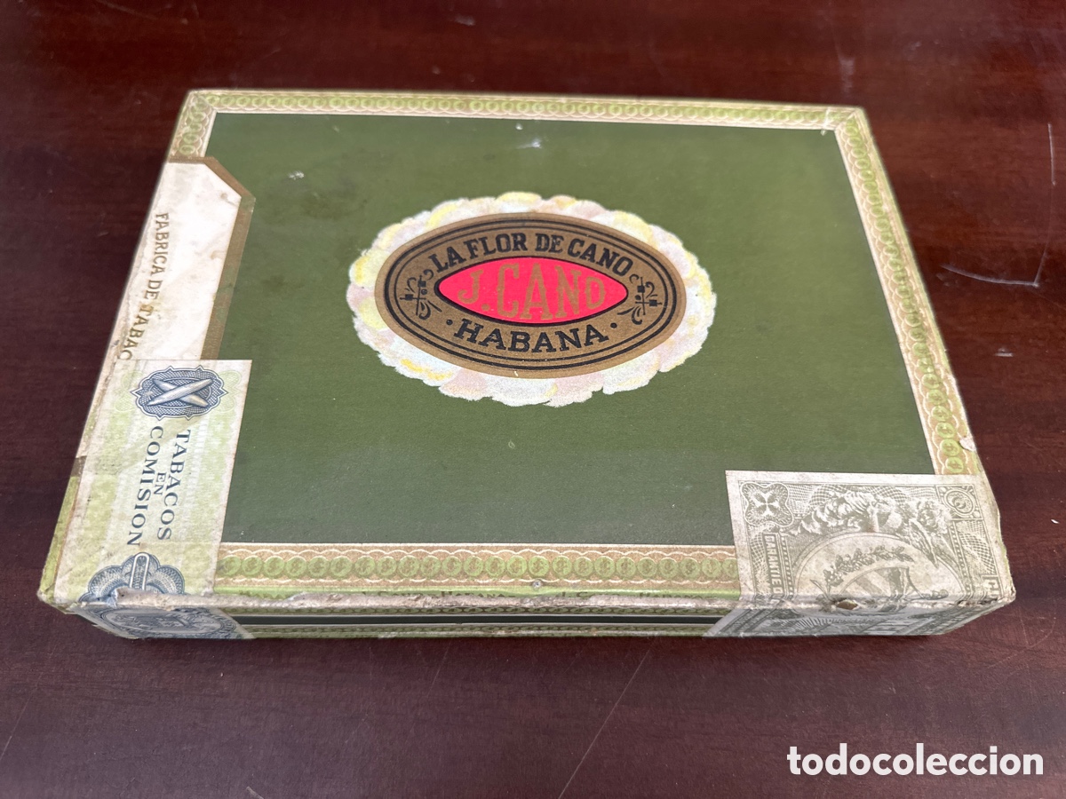 Coleccionismo: HABANA. Antigua caja de puros vac&iacute;a La Flor de Cano. J. Cabo La Habana. A&ntilde;os 50-60 con timbres