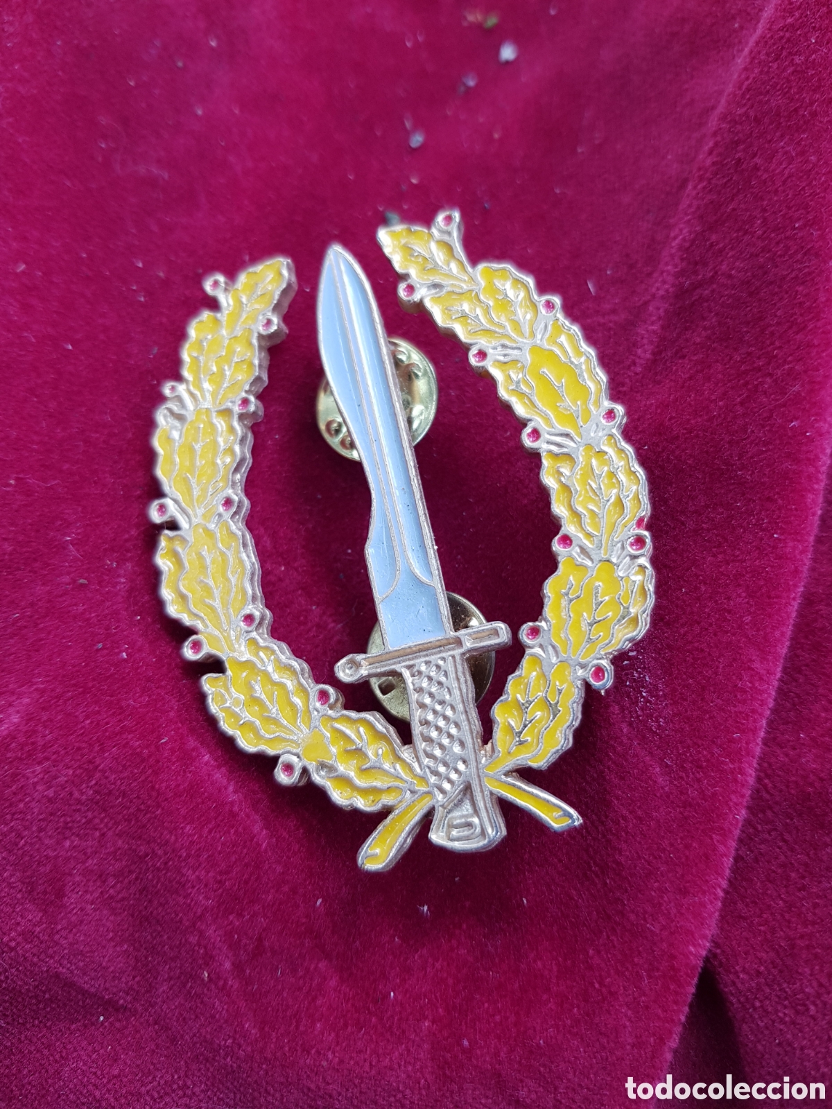 Coleccionismo: INSIGNIA DE LAS COES REPLICA