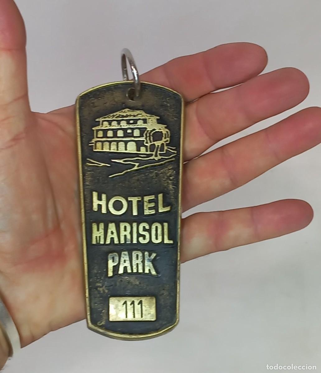 Coleccionismo: ANTIGUO LLAVERO DE BRONCE DEL HOTEL MARISOL PARK DE CALPE - ALICANTE