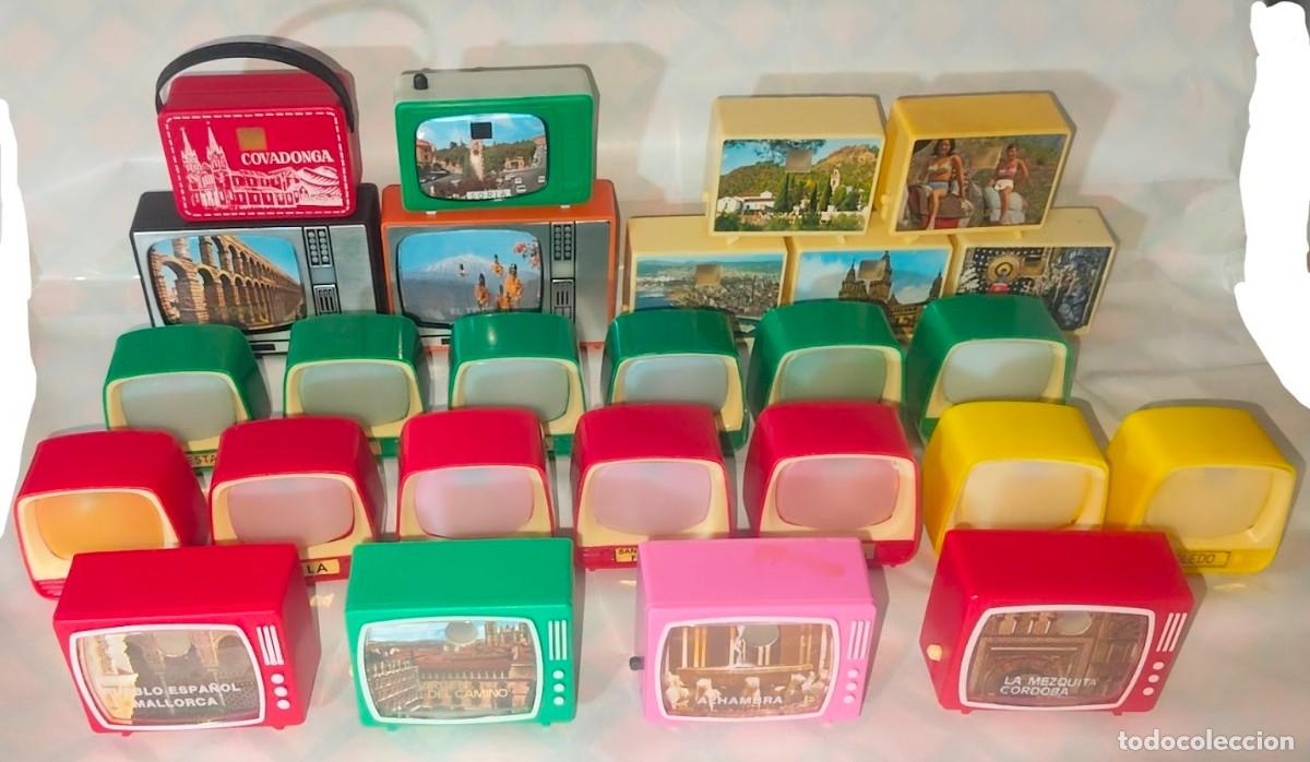 Coleccionismo: 26 antiguos visores de diapositivas tur&iacute;sticos souvenir de Espa&ntilde;a &ndash; televisores y una maleta