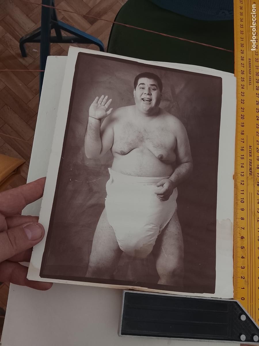 Coleccionismo: lamina fotografica cadiz carnaval . disfraz personaje del carnaval , medidas en foto