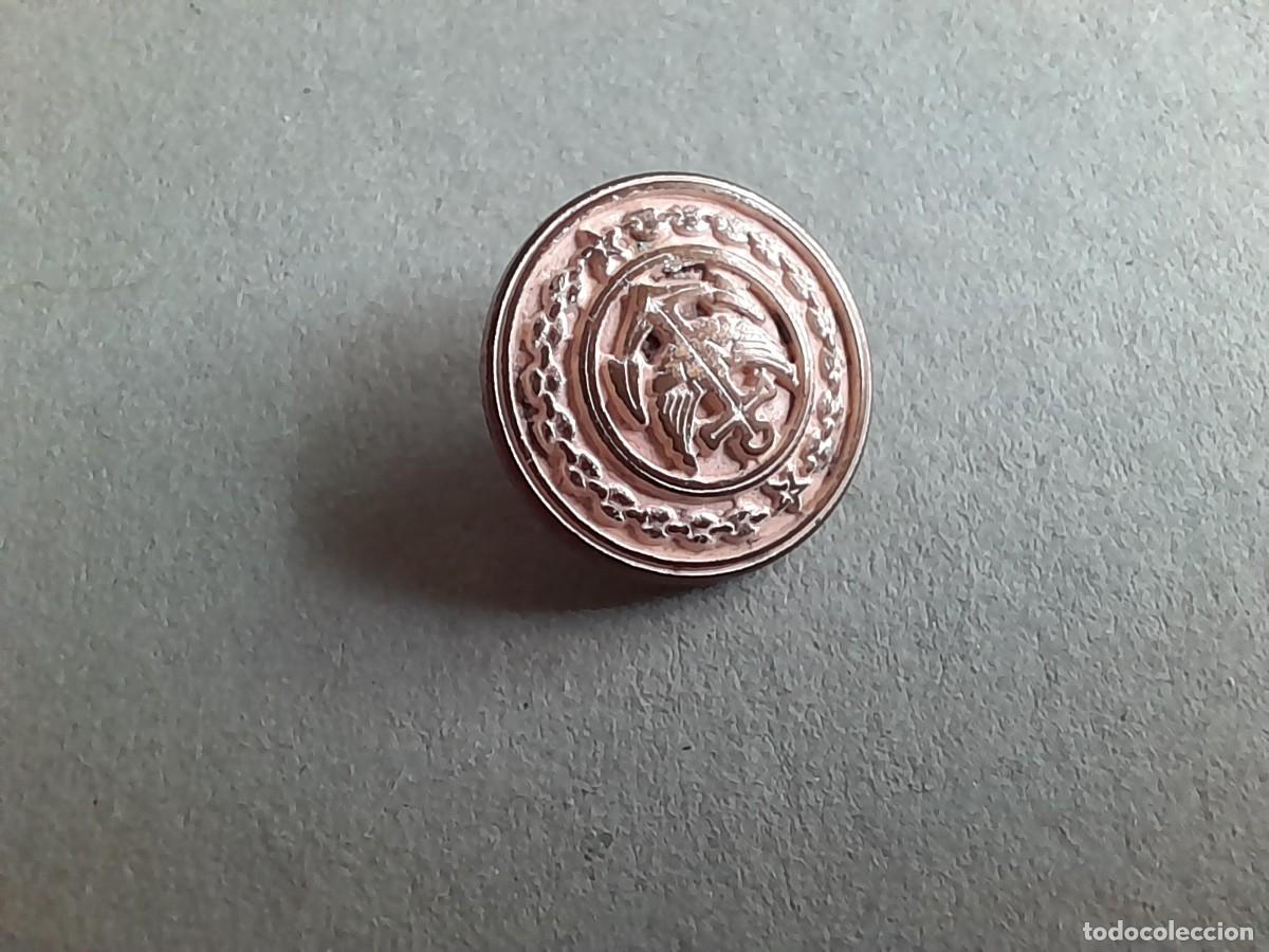 Coleccionismo: boton naval de laton, 1,8cm aprox