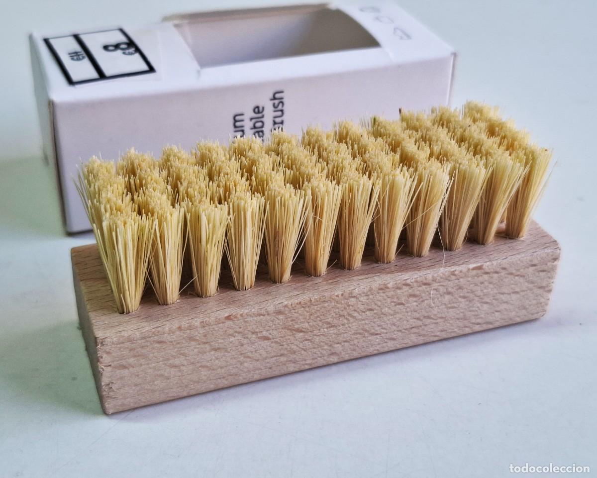 Colecionismo: CEPILLO DE FIBRA MULTIUSOS NUEVO EN SU CAJA - 9X4X3.CM
