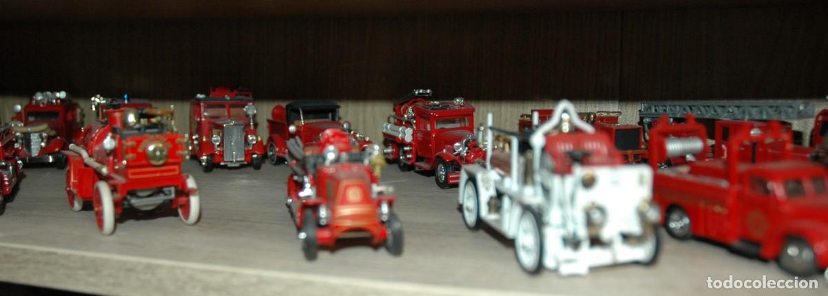 Coleccionismo: COLECCI&Oacute;N DE 16 COCHES DE BOMBEROS - Foto 3