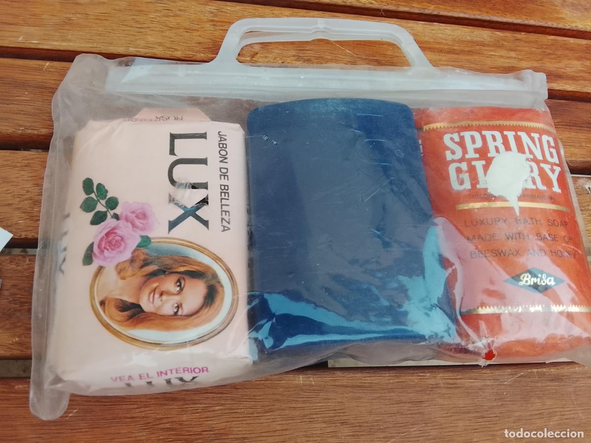 Coleccionismo: Pack Promocional de Jabones Vintage con Jabonera de Viaje (A&ntilde;os 70-80) -Lux, Spring y Jabonera Azul