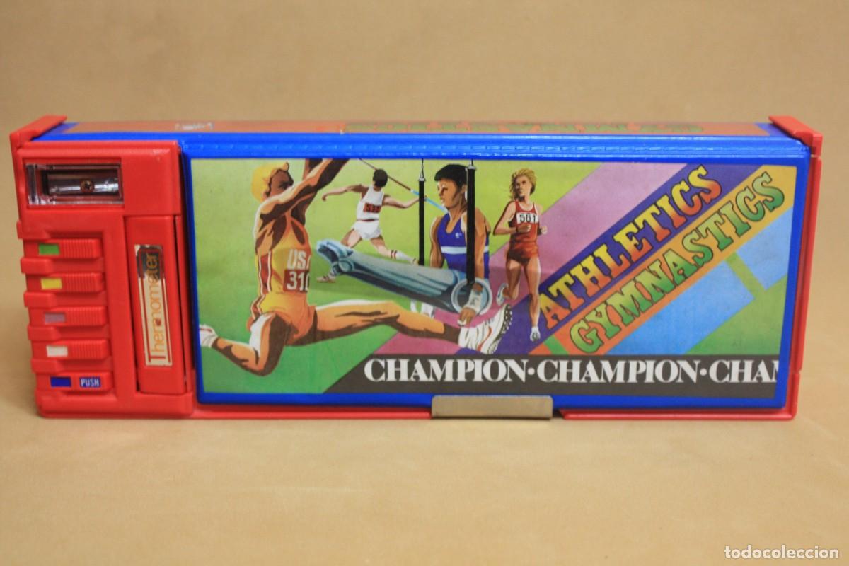 Coleccionismo: Antiguo estuche - plumin escolar Juypal Athletics Gymnastics