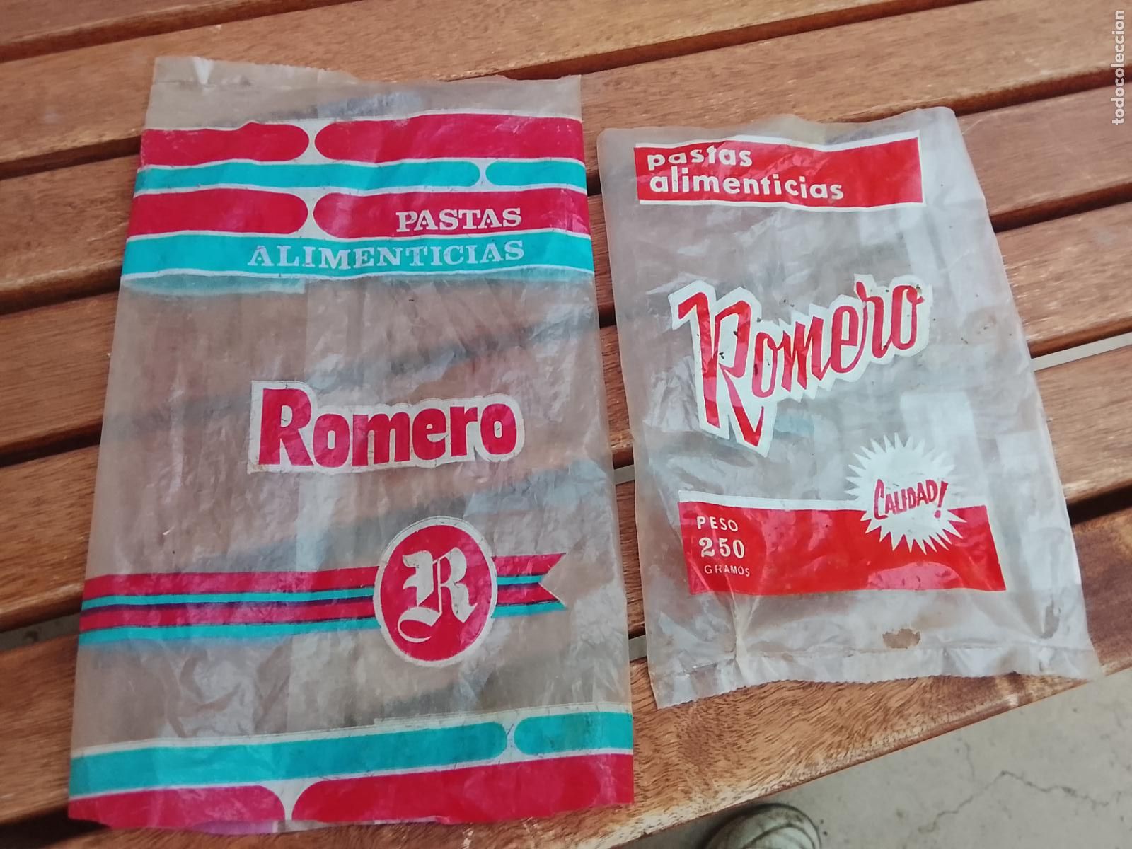 Coleccionismo: Lote de 2 Bolsas de Pl&aacute;stico Antiguas Pastas Romero - Daroca (Zaragoza) - 250 gramos - A&ntilde;os 60/70
