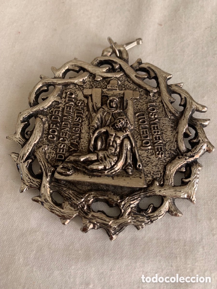 Coleccionismo: medalla de cofrad&iacute;a de Nuestro Padre Jes&uacute;s del Descendimiento y Mar&iacute;a Sant&iacute;sima de las Angustias.