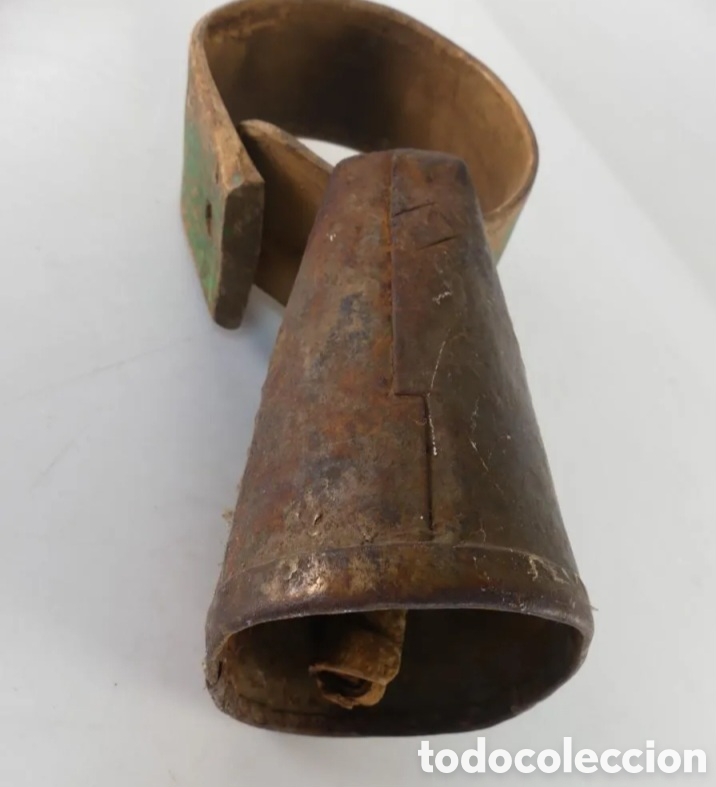 Coleccionismo: Antiguo cencerro con collar - Foto 4