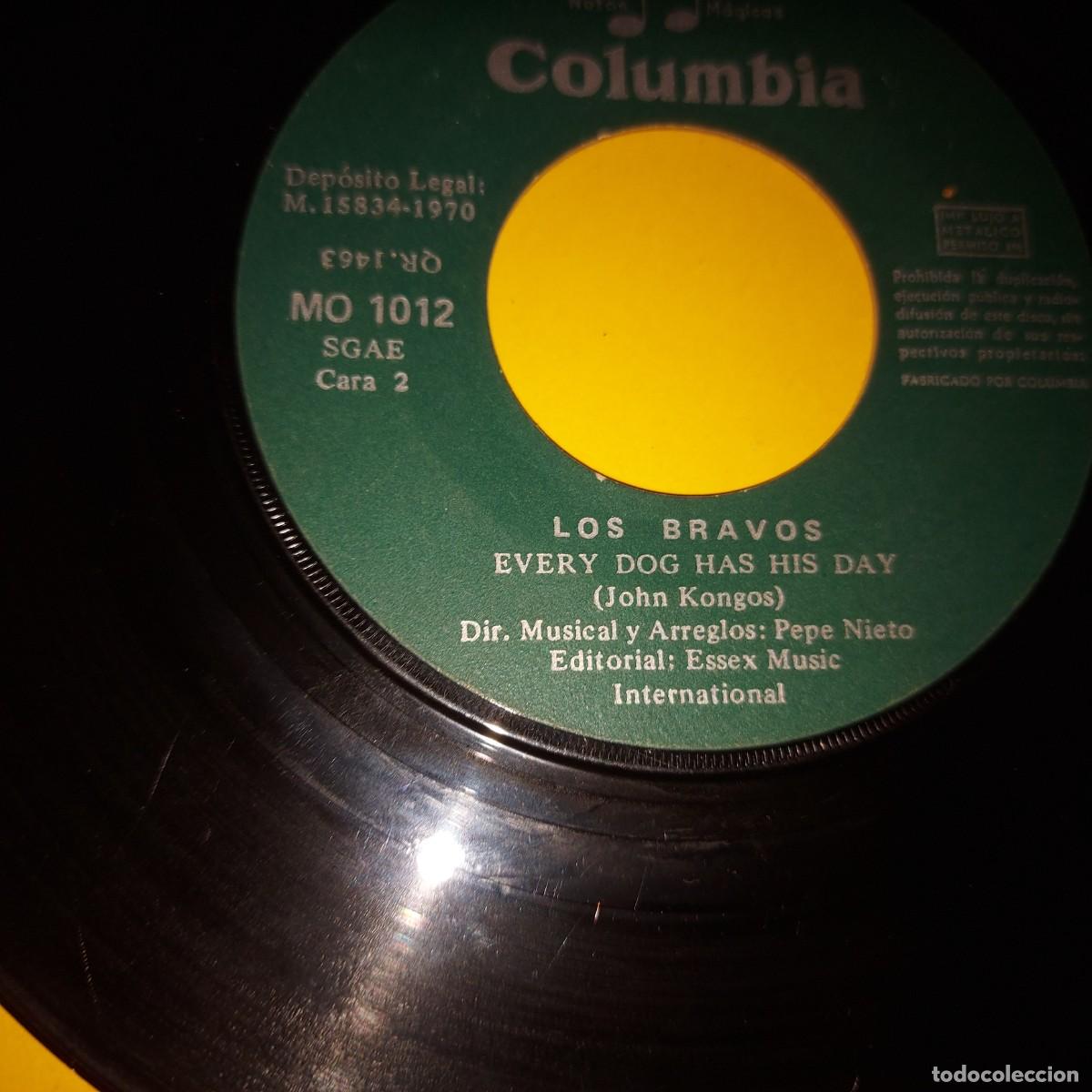 Coleccionismo: PORTADISCOS, ESTUCHE PARA DISCOS SINGLE DE VINILO CON DISCOS, - Foto 5