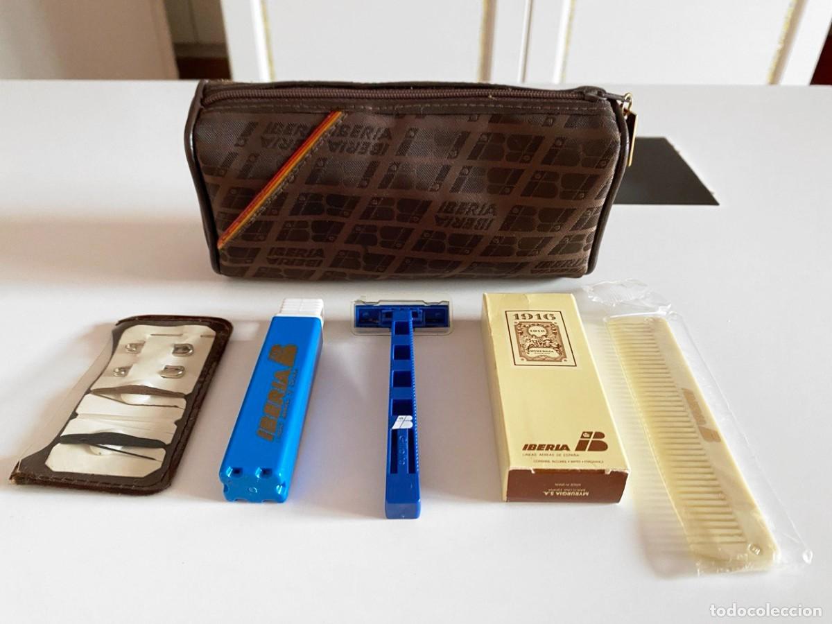 Coleccionismo: NECESER VINTAGE IBERIA (A&Ntilde;OS 70/80) - LOTE CON PERFUME Y ACCESORIOS
