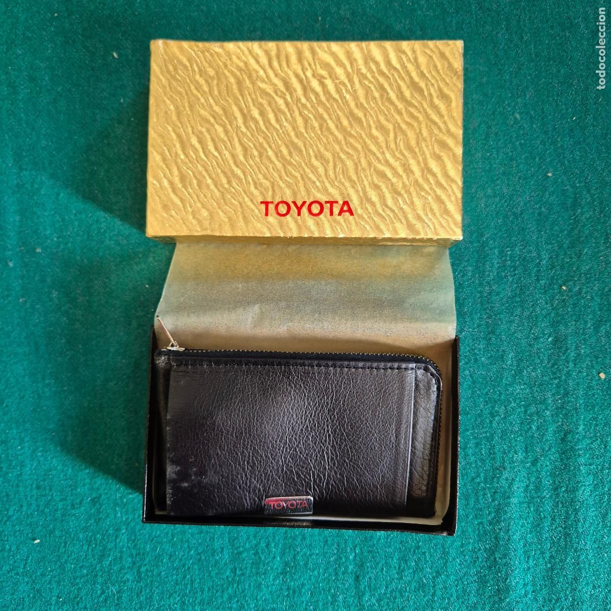 Collecting: CARTERA DE LLAVES TOYOTA COLECCIONISMO