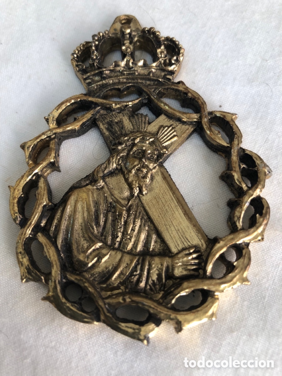 Coleccionismo: Gran medalla Ntro. Padre Jes&uacute;s Nazareno de Yuncos &ndash; 8 &times; 6 cm &ndash; Religiosa