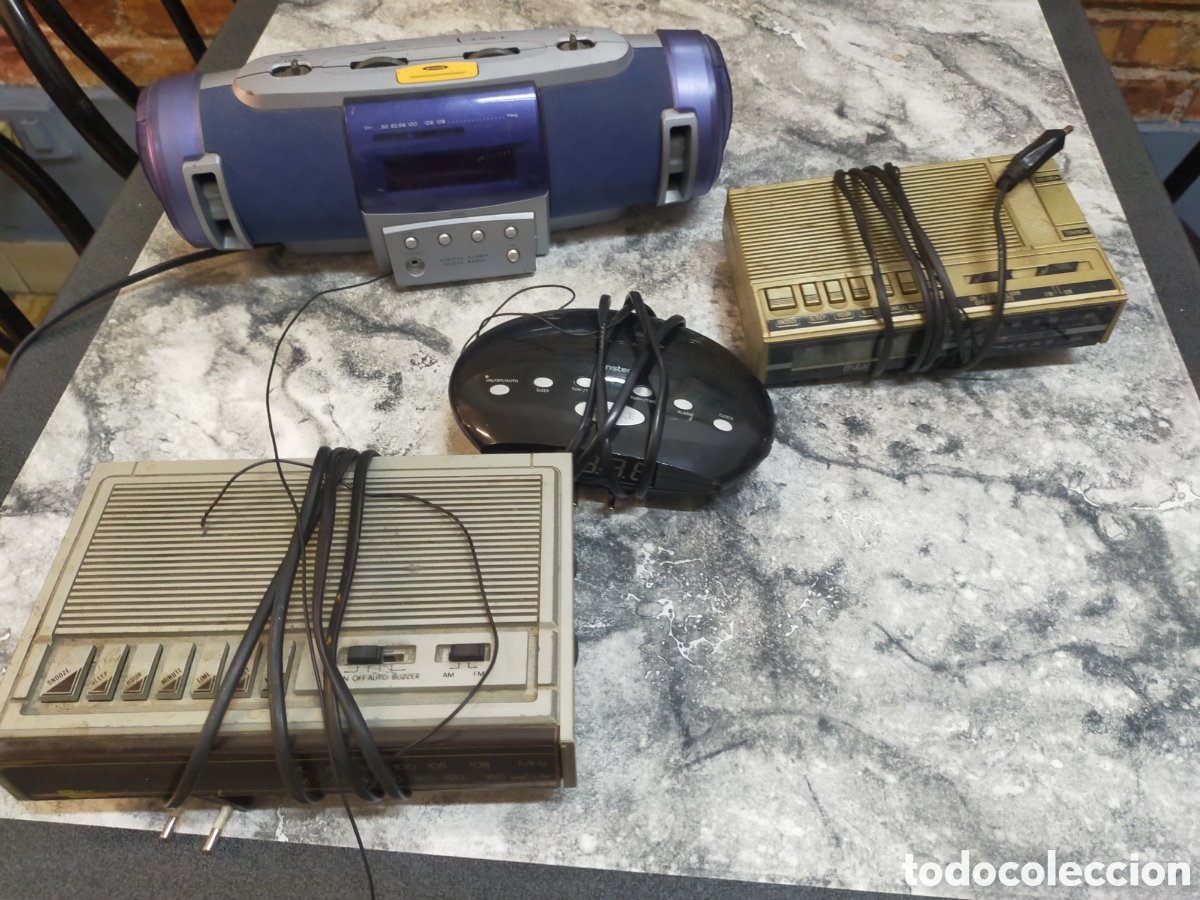 Coleccionismo: 4 Radios Despertador