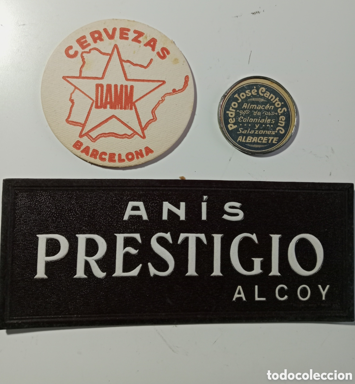 Coleccionismo: LOTE DE COLMADO: CARTEL , ESPEJO Y POSAVASOS