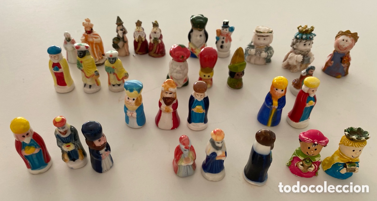 Coleccionismo: Lote de 30 figuritas rosc&oacute;n - Foto 2