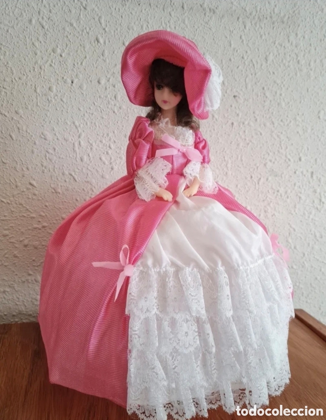 Coleccionismo: Caja de m&uacute;sica mu&ntilde;eca