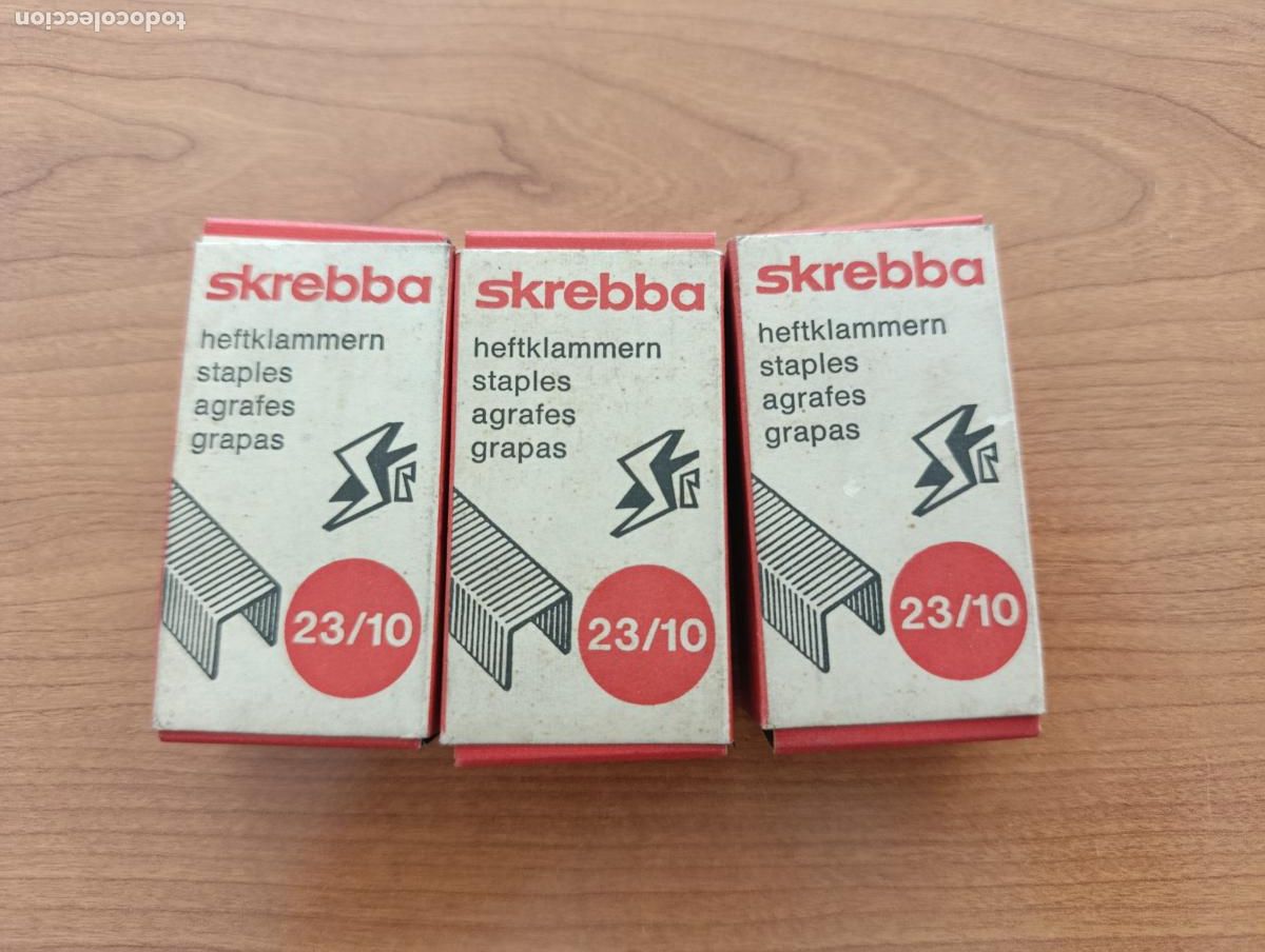 Coleccionismo: ANTIGUAS CAJAS DE GRAPAS SKREBBA HEFTKLAMMERN. 23/10. COMPLETAS, DE TIENDA