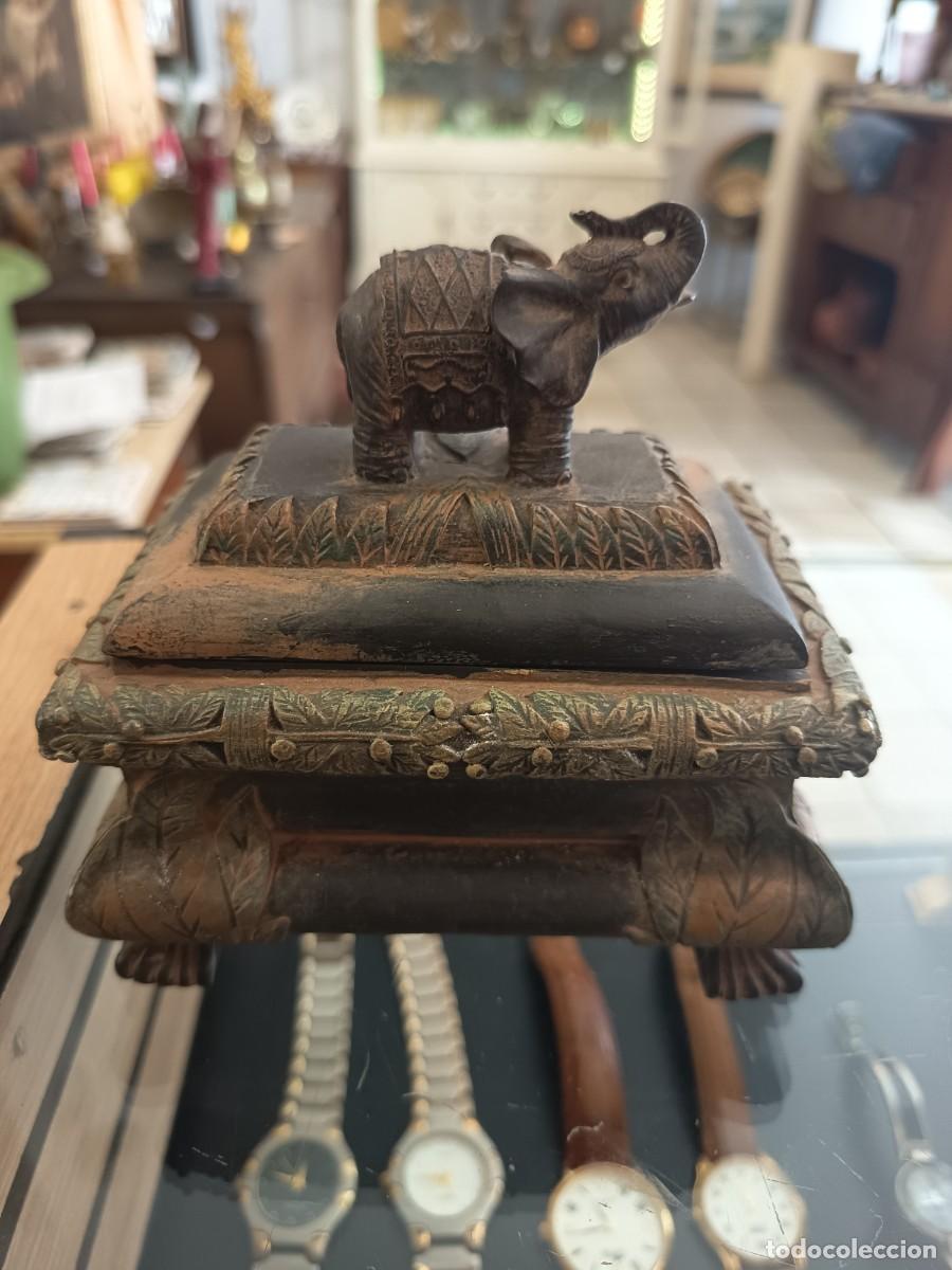 Coleccionismo: Cajita india decorada Elefante