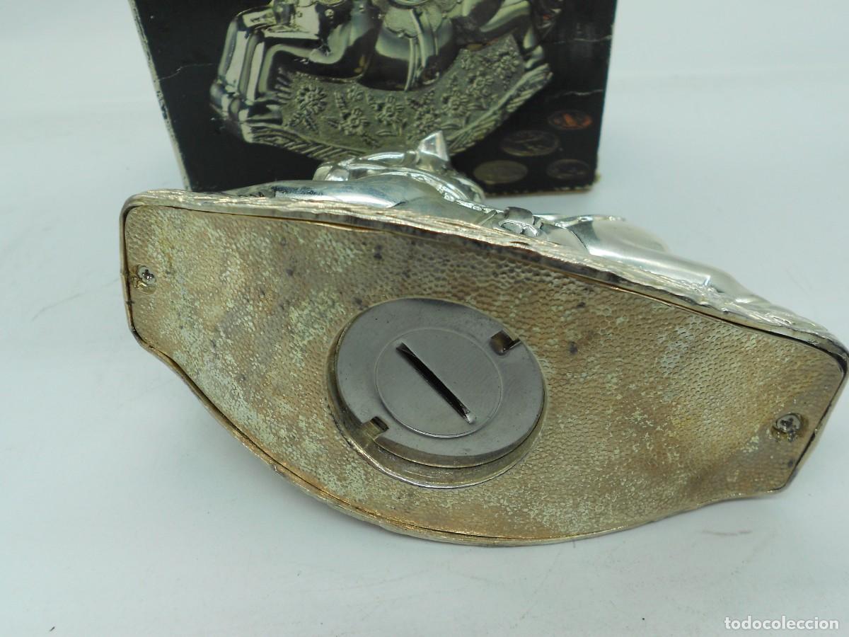 Coleccionismo: huca metalica con forma de caballito - Foto 3