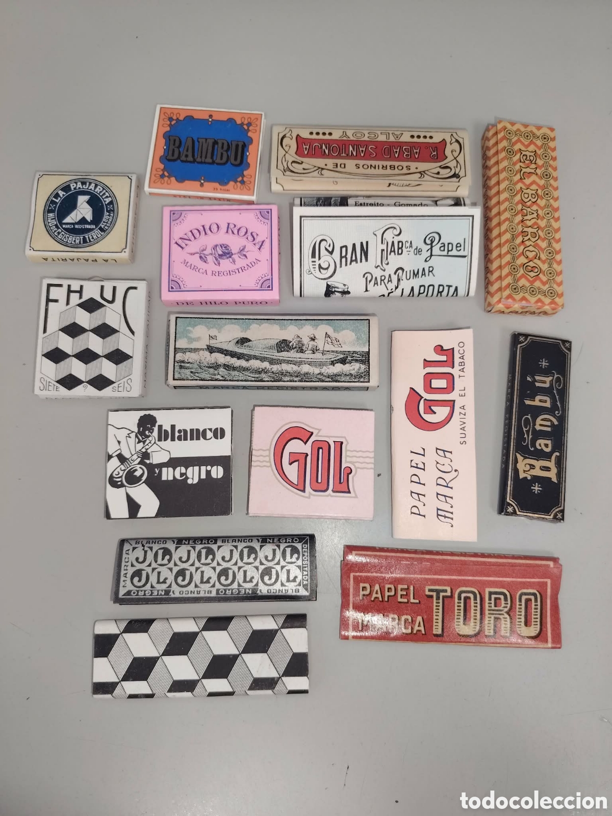 Coleccionismo: Lote de libros de papel de fumar. Antiguos - Foto 2