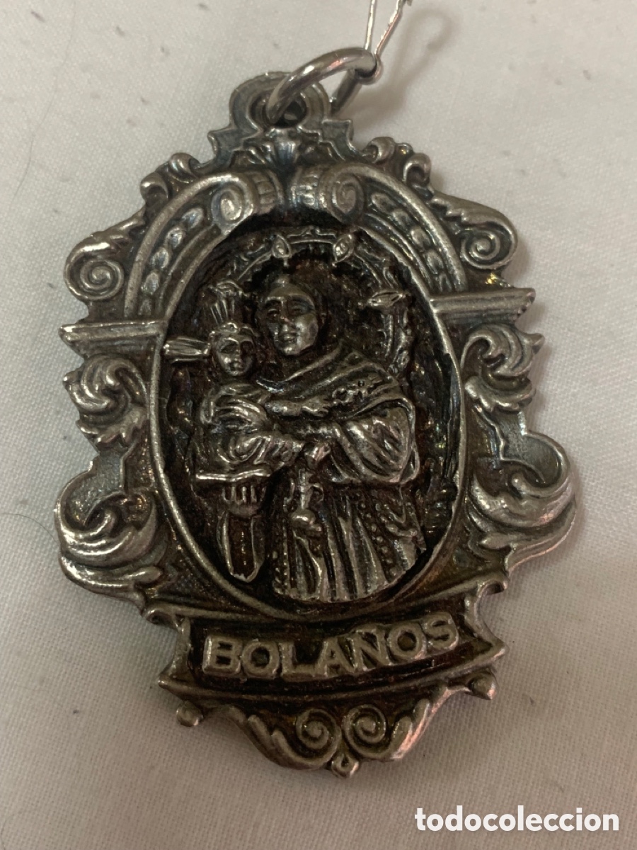 Collezionismo: Medalla Hermandad San Antonio de Padua &ndash; Bola&ntilde;os de Calatrava 2011 &ndash; 6,5 &times; 4,5 cm